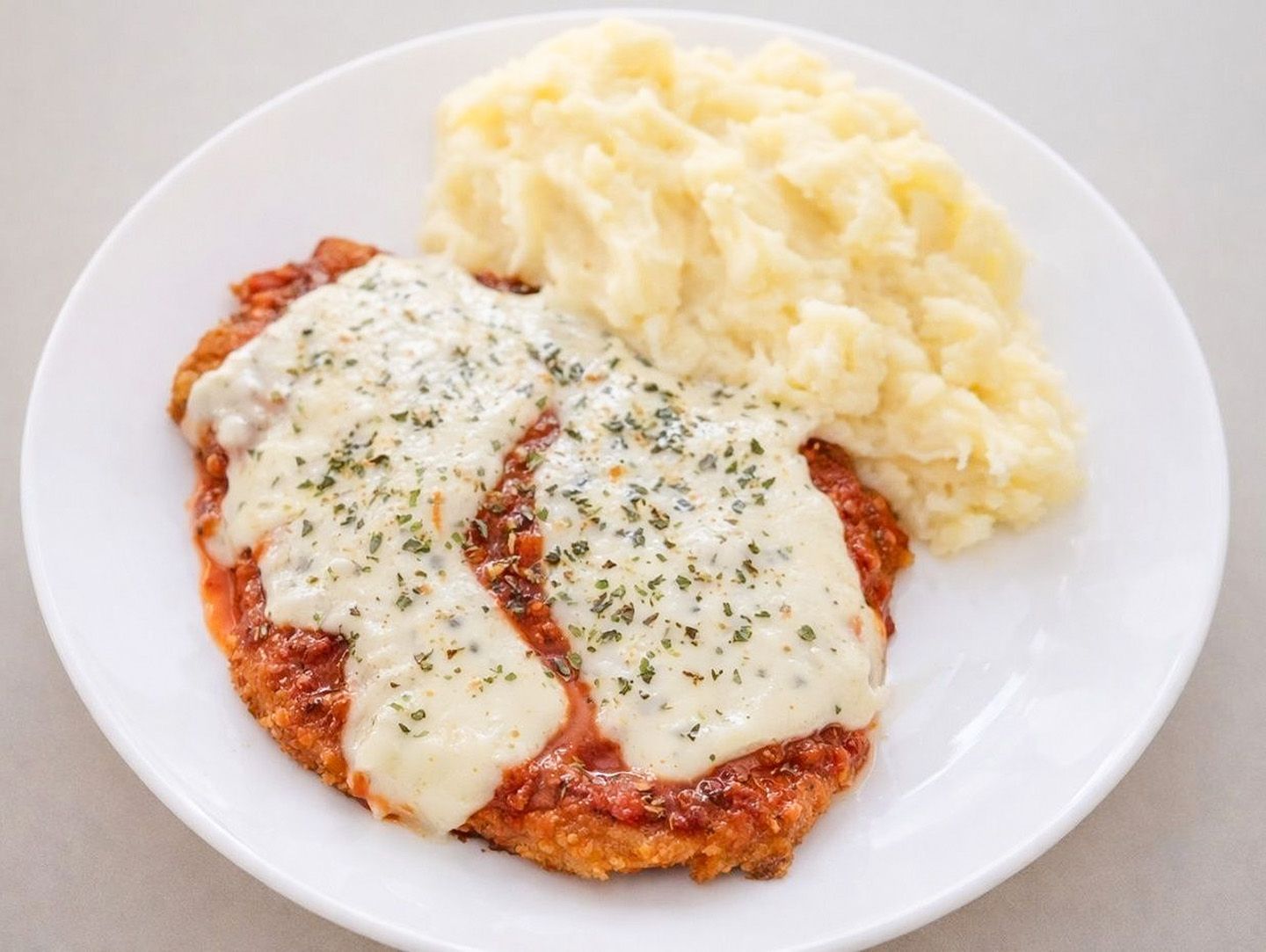 Suprema a la pizza o napolitana