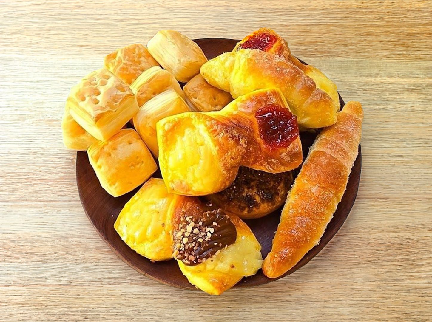 6 facturas + 100 gr bizcochos