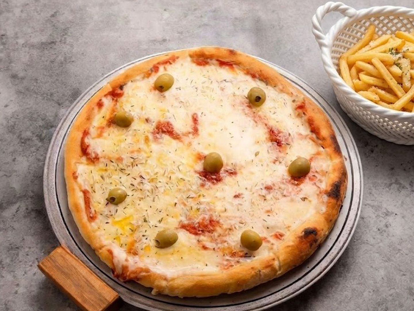 Pizza muzzarella + papas