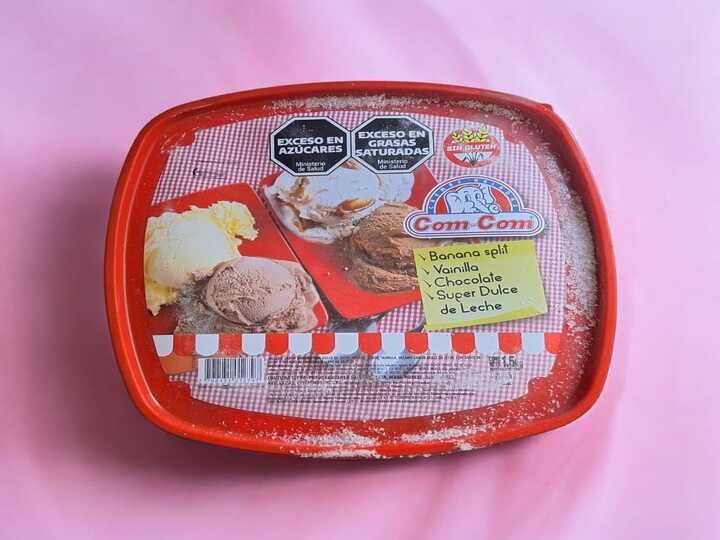 Pote: banana split, vainilla, chocolate, super dulce de leche