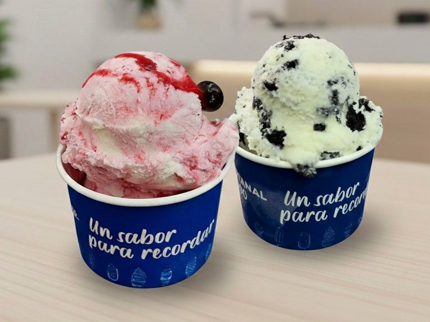 2 x helado 1/2kg +6 cucuruchos