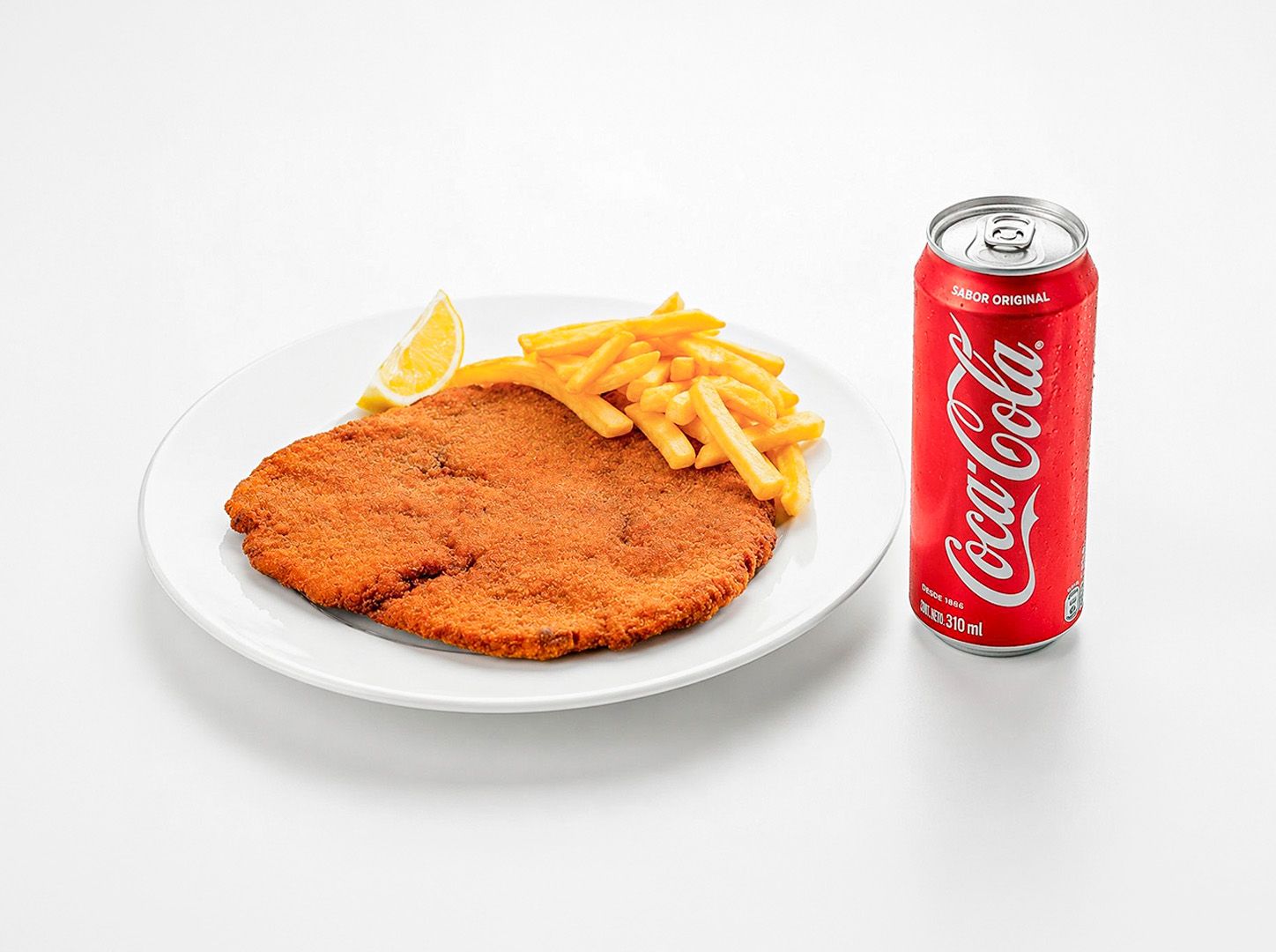 Milanesa con papas fritas+ lata de coca