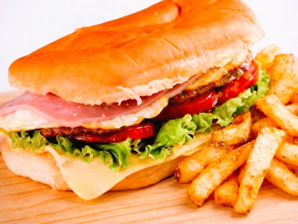 Sándwich mila completo c/papas