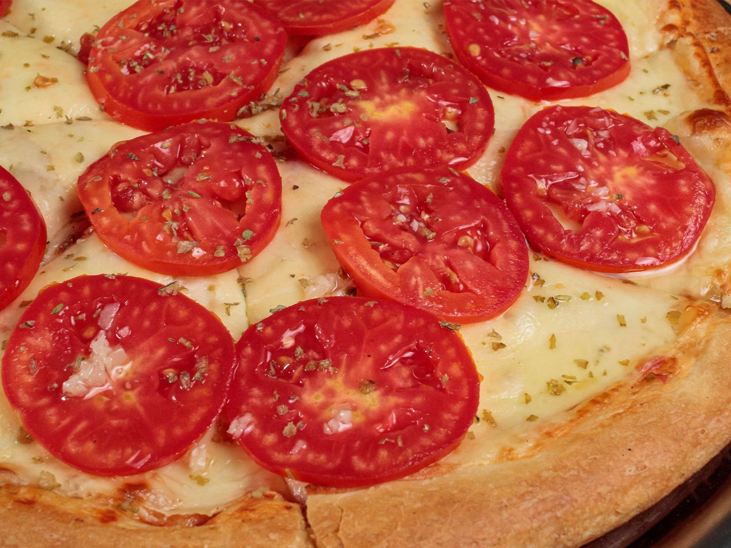 Media pizza napolitana