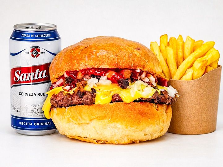Combo burger dinho + cerveza santa fe + papas