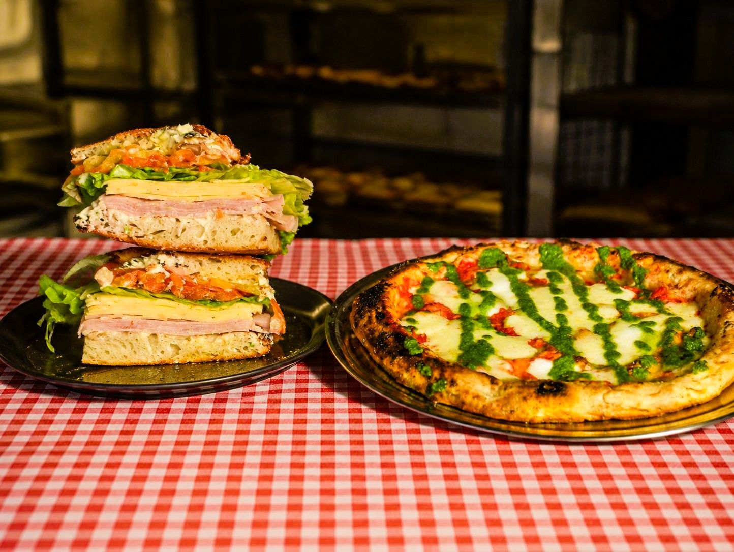 Focacci Jamón y queso + pizza margarita