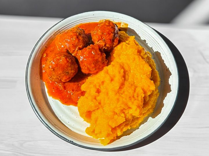 Albóndigas de carne + puré mixto