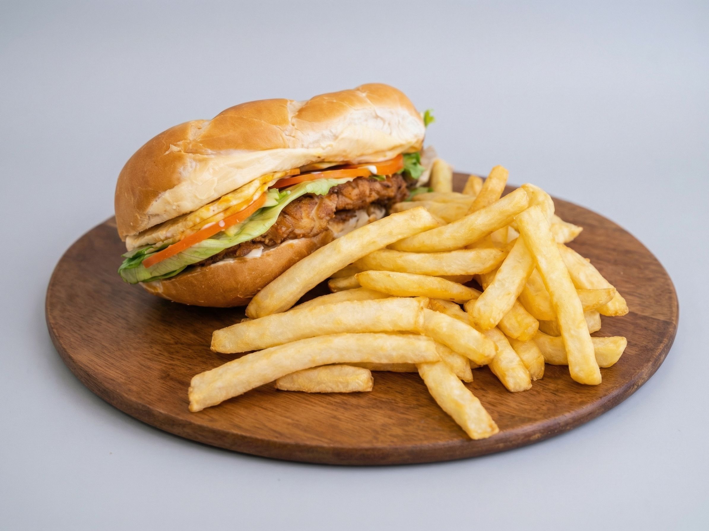 Sándwich mila de pollo + papas