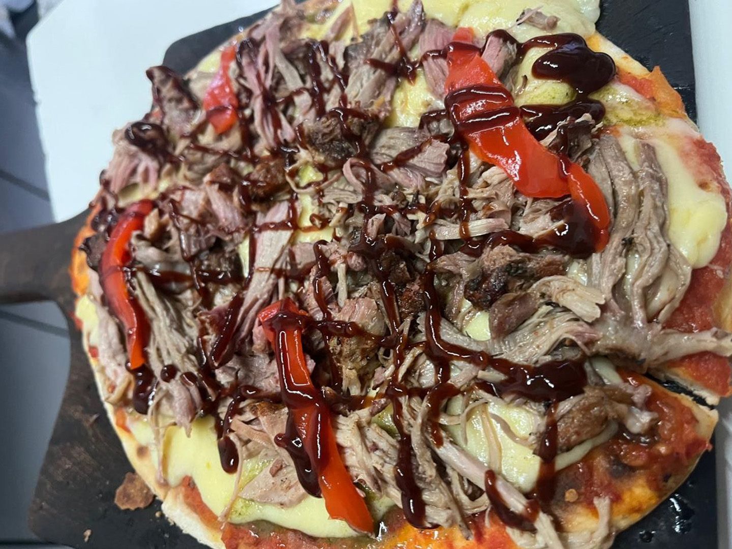 Pizza carne ahumada -4 porciones