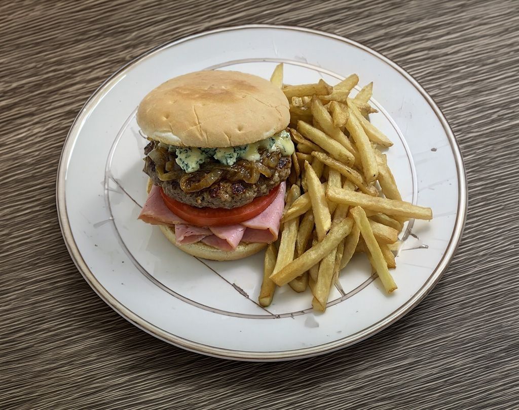 Hamburguesa roquefort +papas