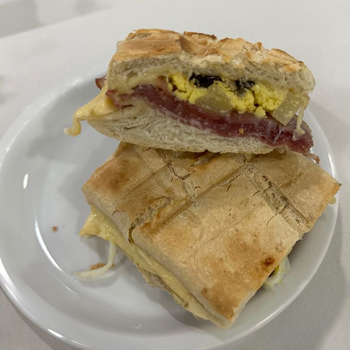 Sándwich Tres56
