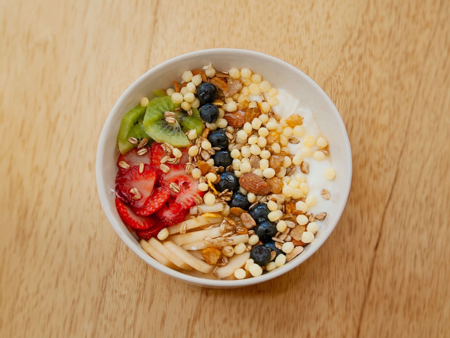 Yogurt Natural Frutas De Estación