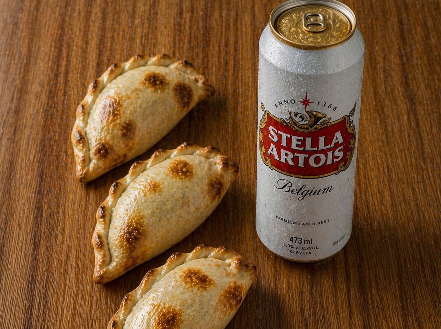 3 empanadas + 1 lata stella