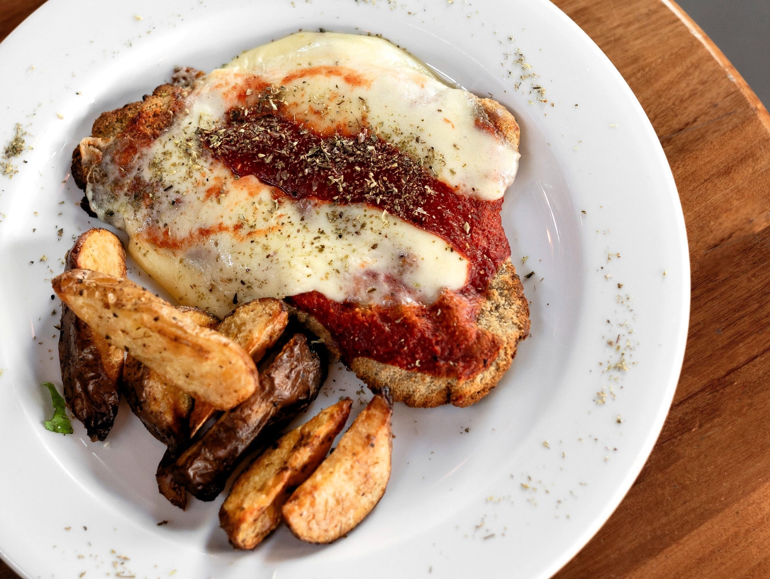 Milanesa de carne napolitana