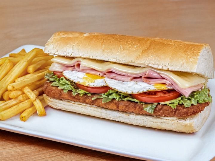 Sandwich de mila completo + papas