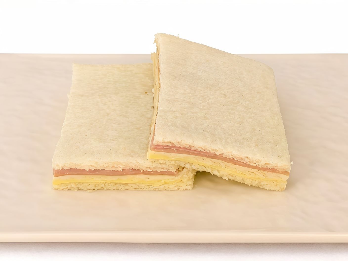 Sándwiches miga jamón y queso