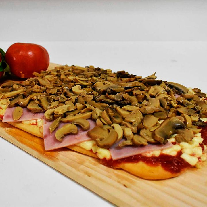 Pizza Con Hongos