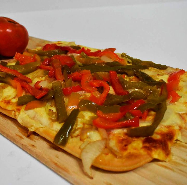 Pizza Con Morrones