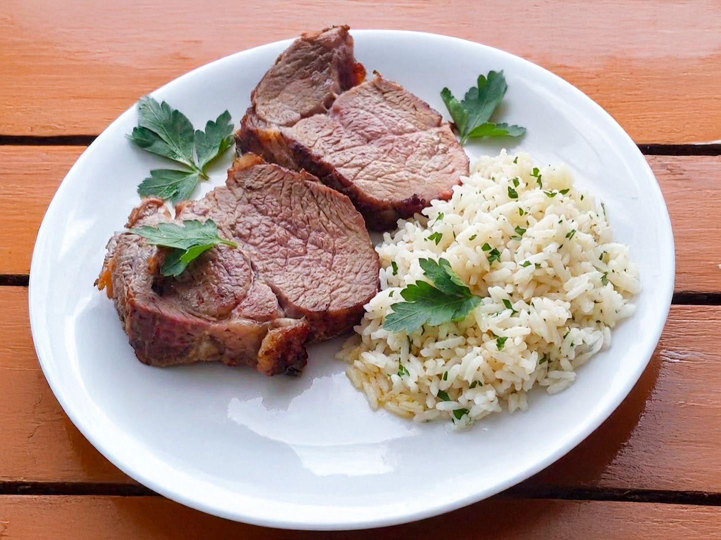 Carne con arroz