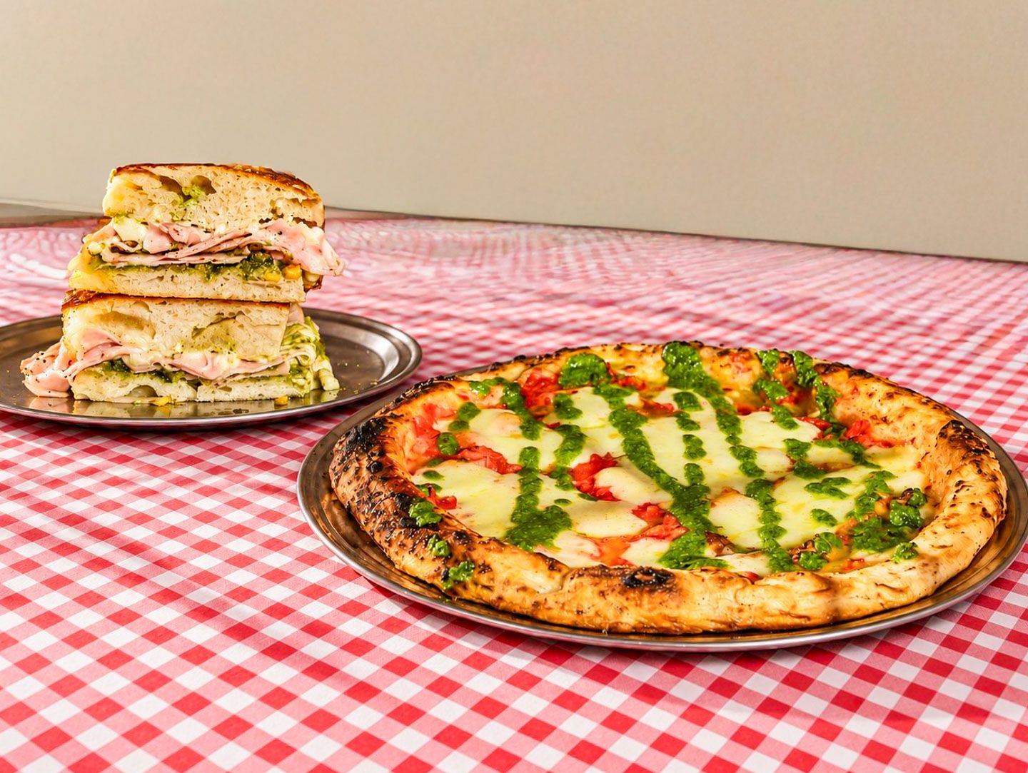 Focaccia mortadela + pizza margarita