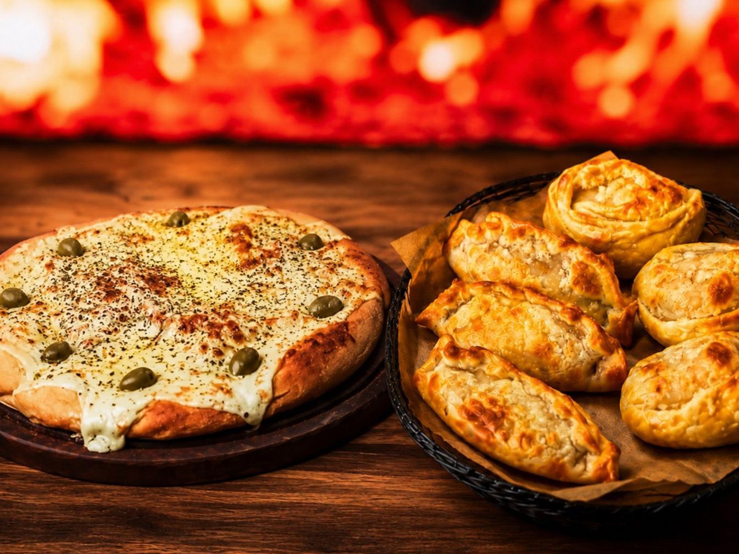 1 pizza muzza 8 p +6 empanadas