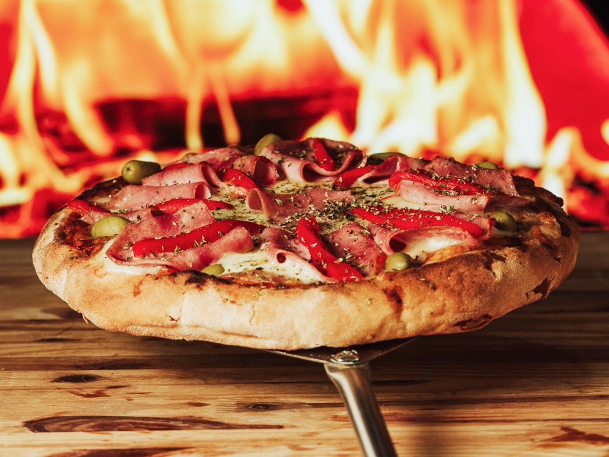 Pizza especial de jamón - 8 p