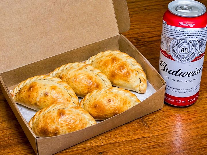 Media docena de empanadas + 1 lata de cerveza