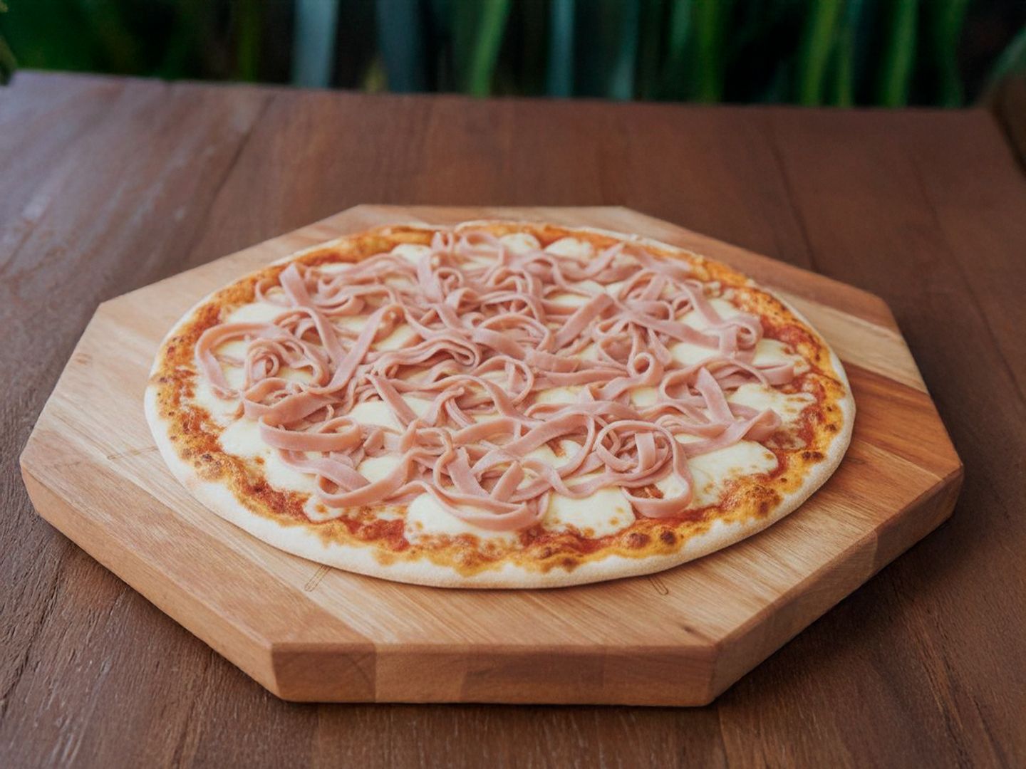 Pizza con jamón
