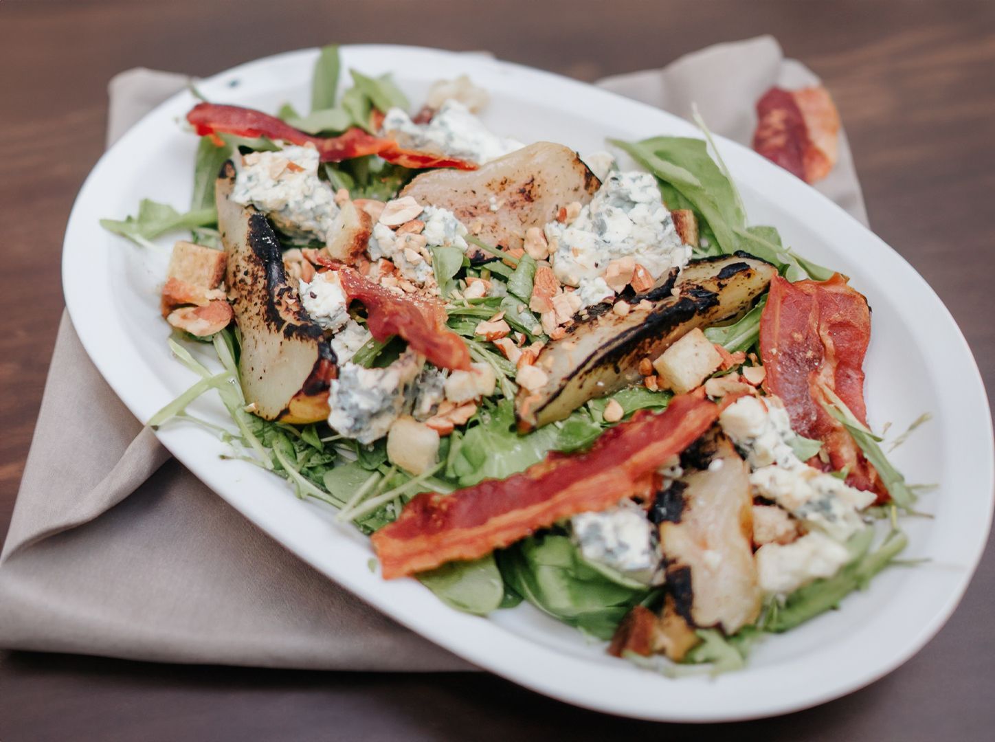 Ensalada de salmón rosado