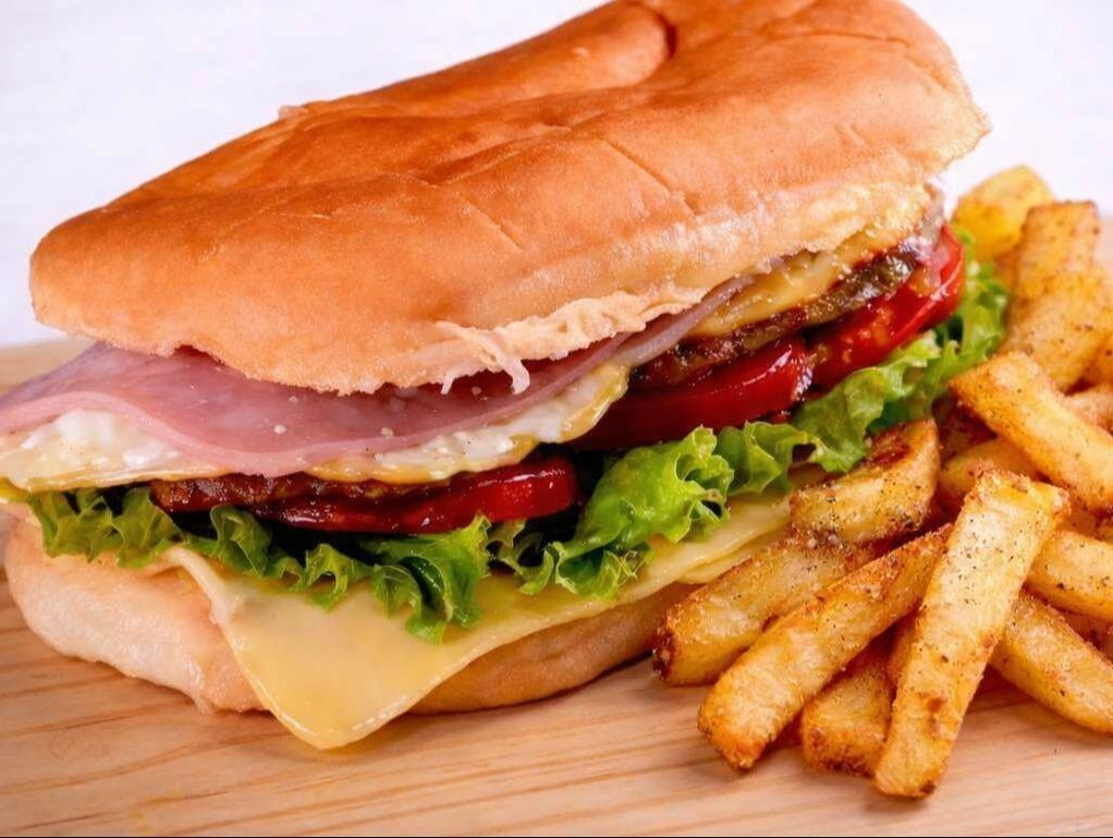 Sandwich de milanesa completo