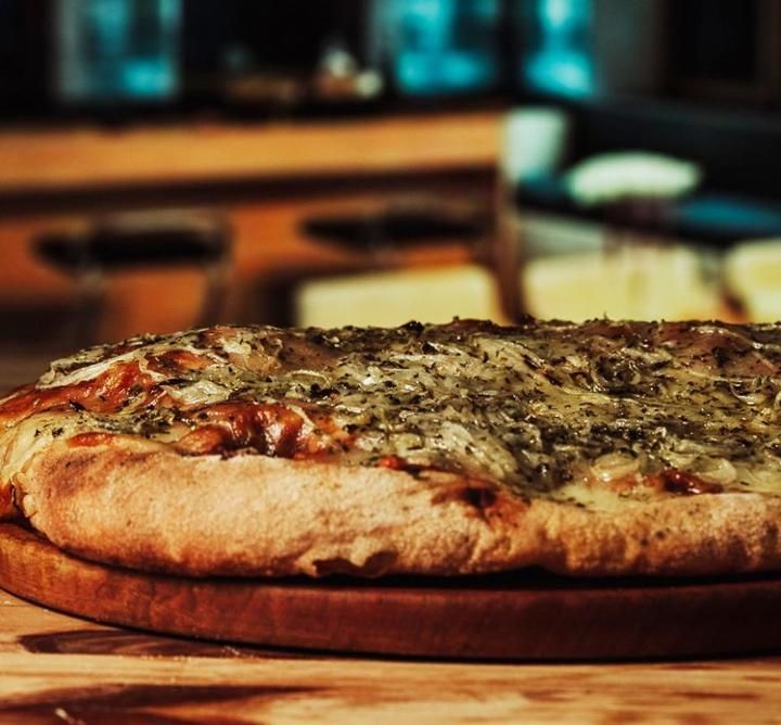 Pizza fugazzeta - 4 p