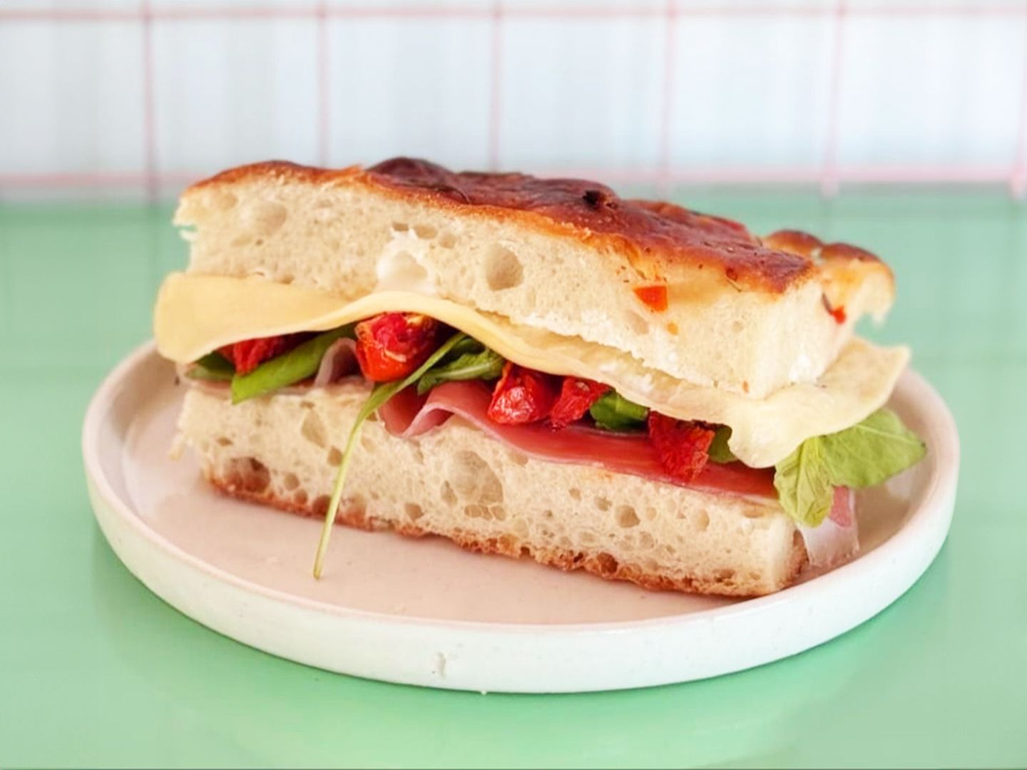 Sándwich Focaccia Jamón Crudo