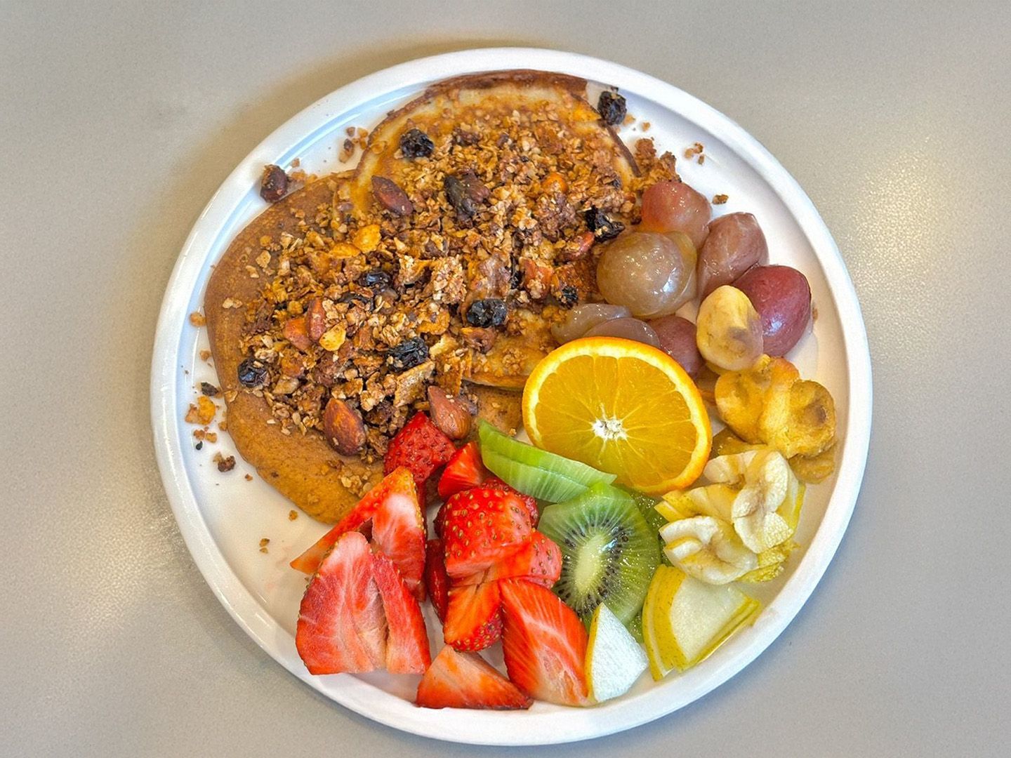 Pancake de avena + frutas