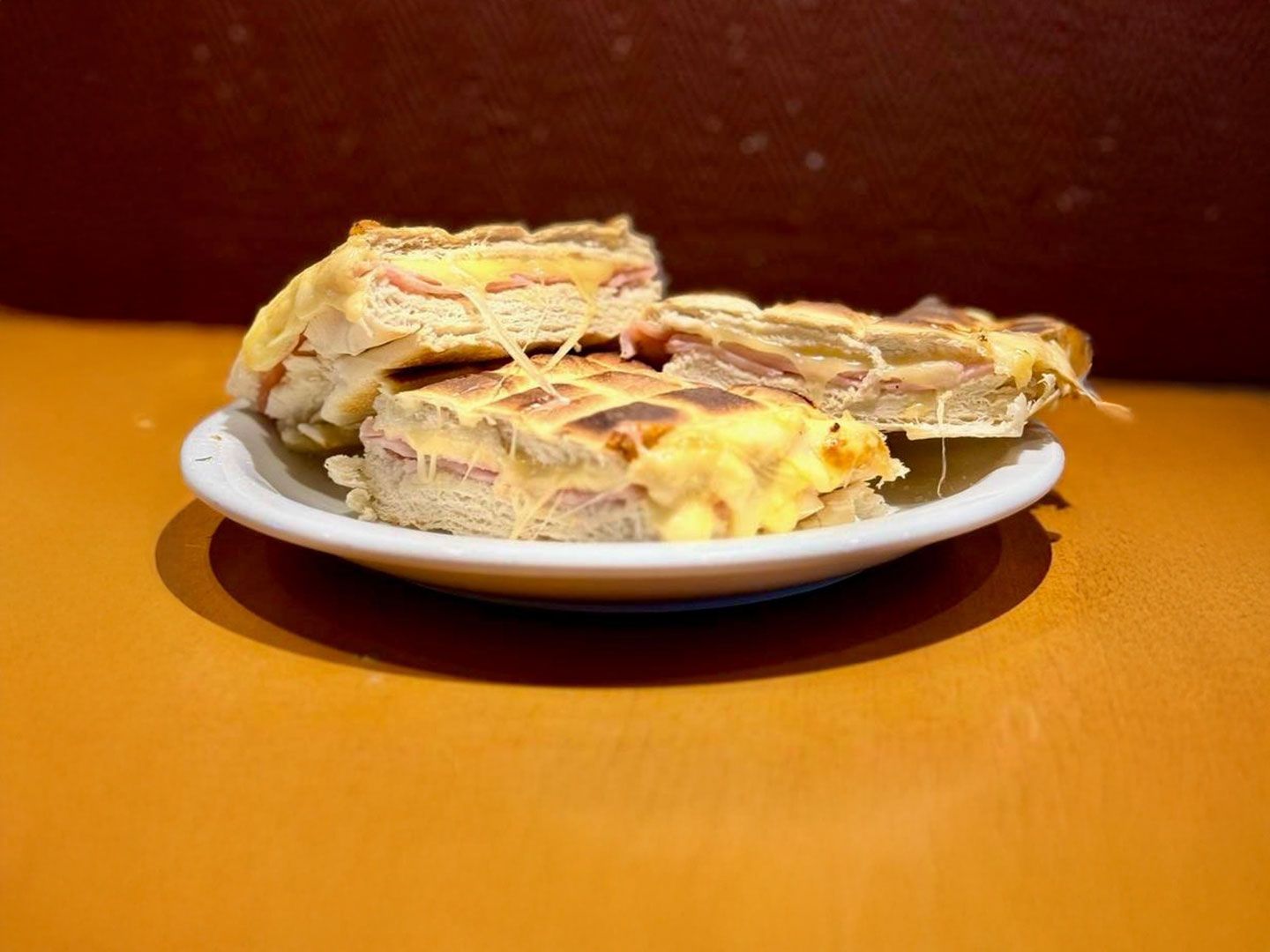Sándwich Especial Jamón Cocido