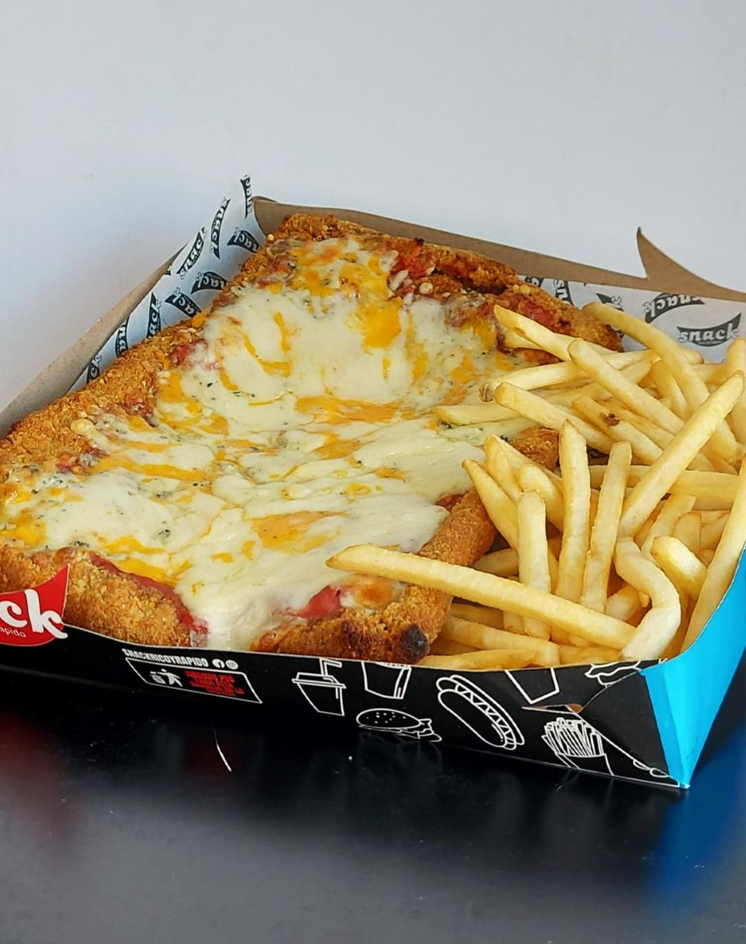 Mila p/2 cuatro quesos +fritas
