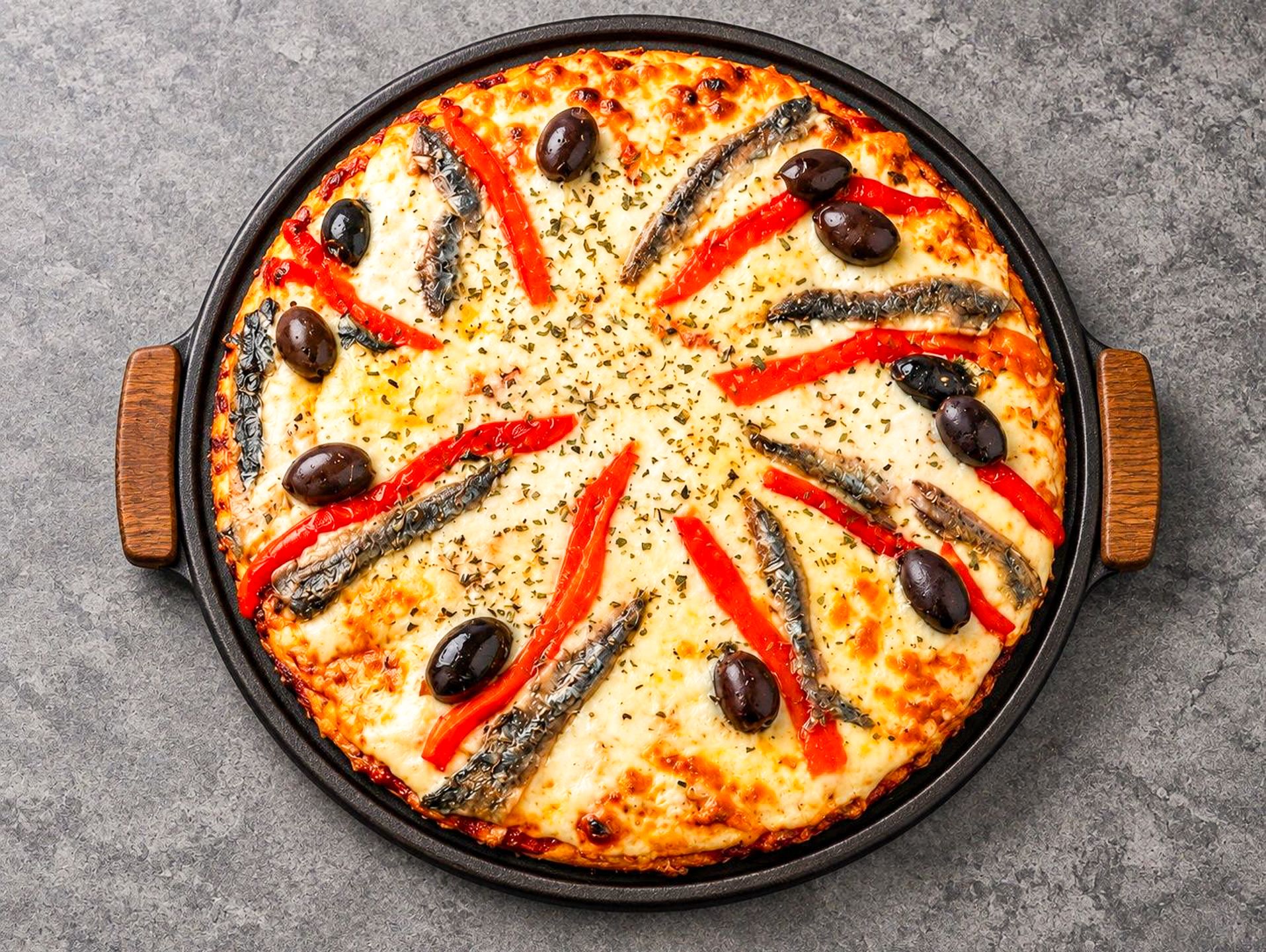 Pizza especial con anchoas 8p
