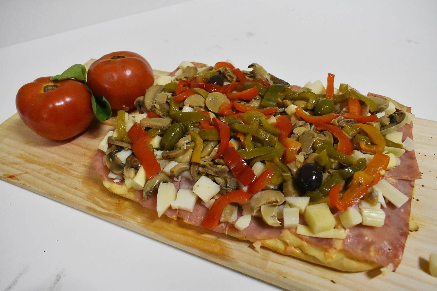 Pizza De Vegetales Al Oliva