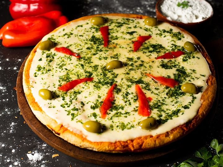 Pizza con provensal (4p)