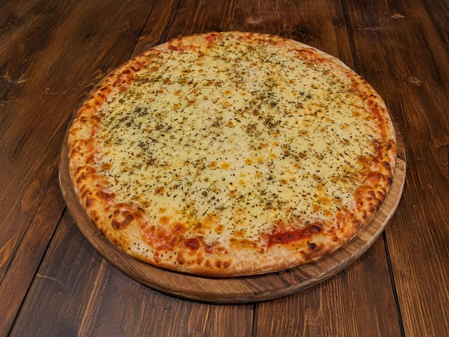 Pizza muzzarella con provenzal