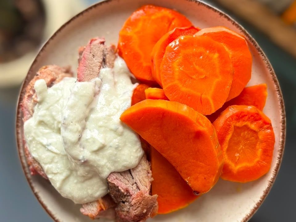 Vacío de cerdo con verduras