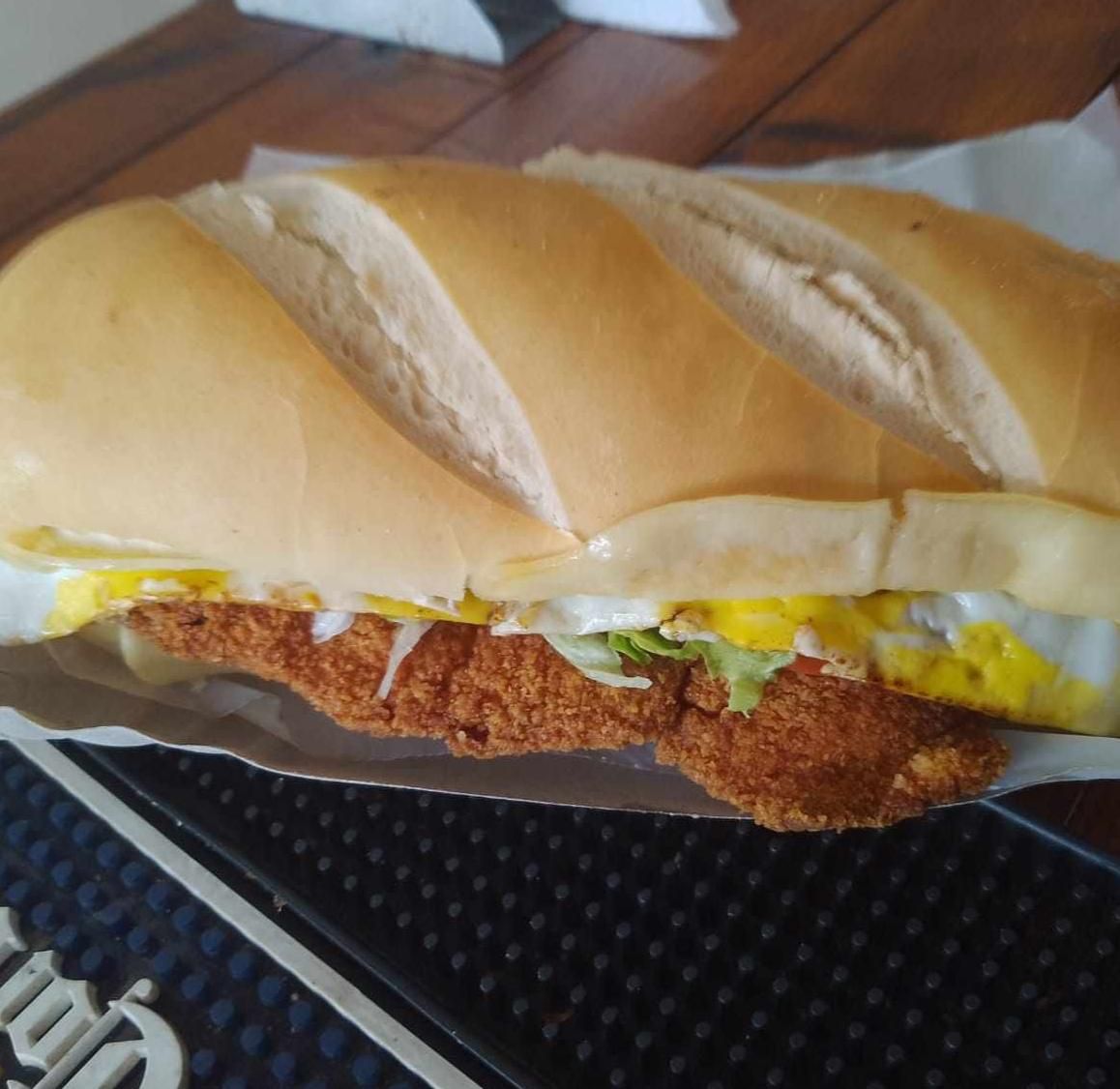 Sandwich milanesa xl + papas