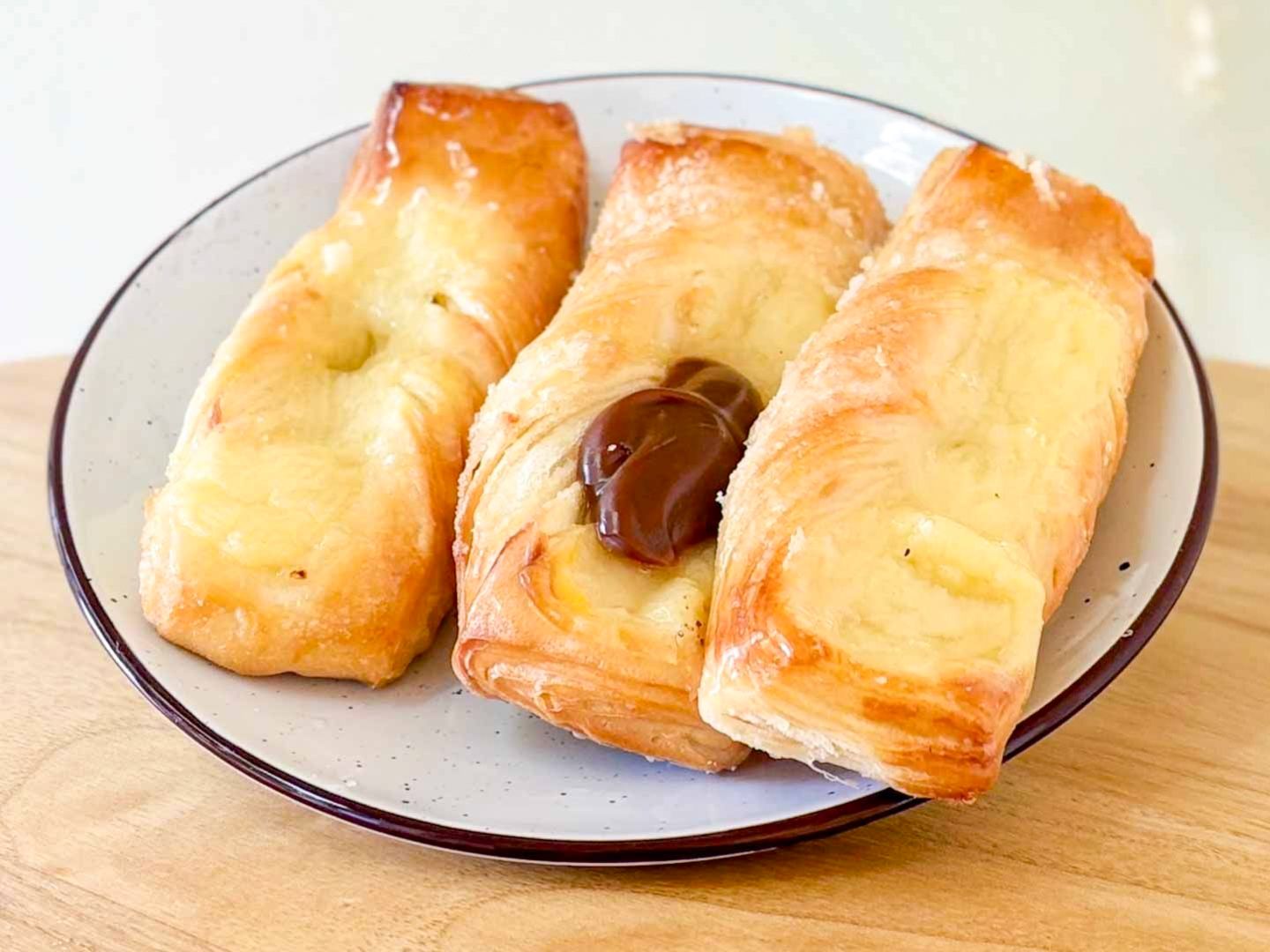 3 facturas + 250g bizcochos