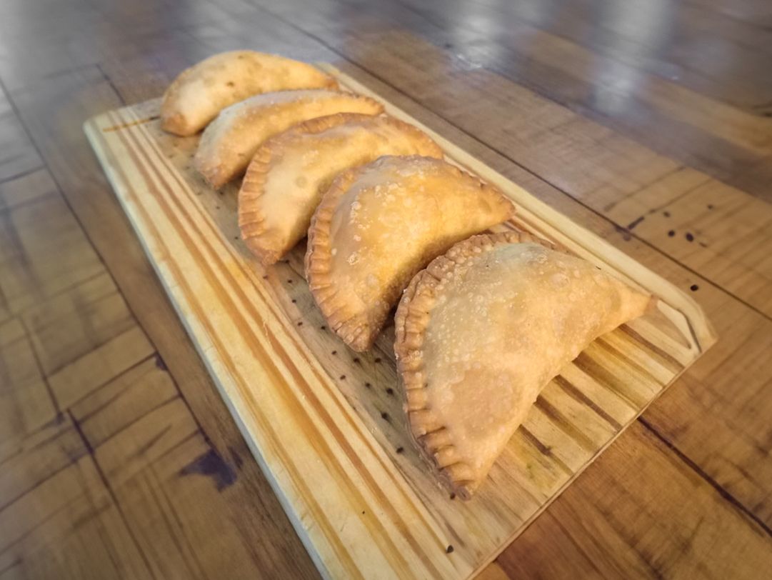 Empa de jamón y queso x12