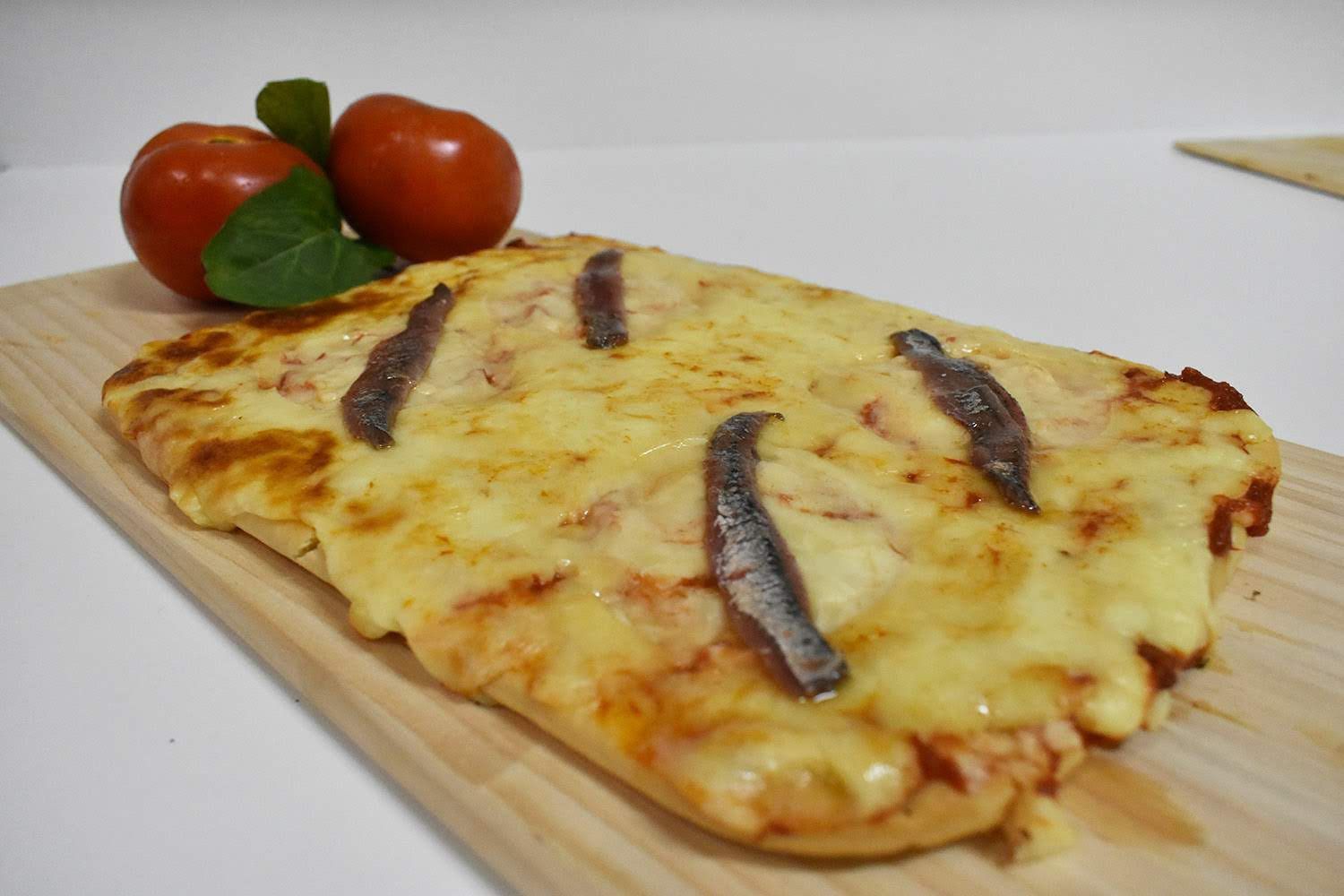 Pizza Con Anchoas
