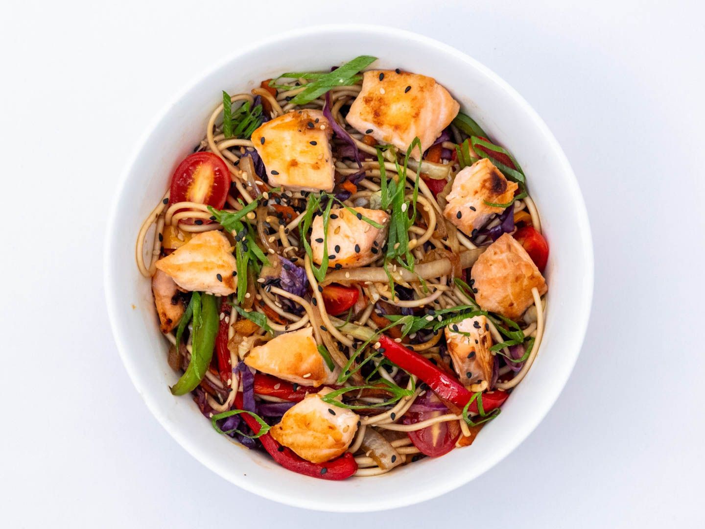 Wok yakisoba de salmon
