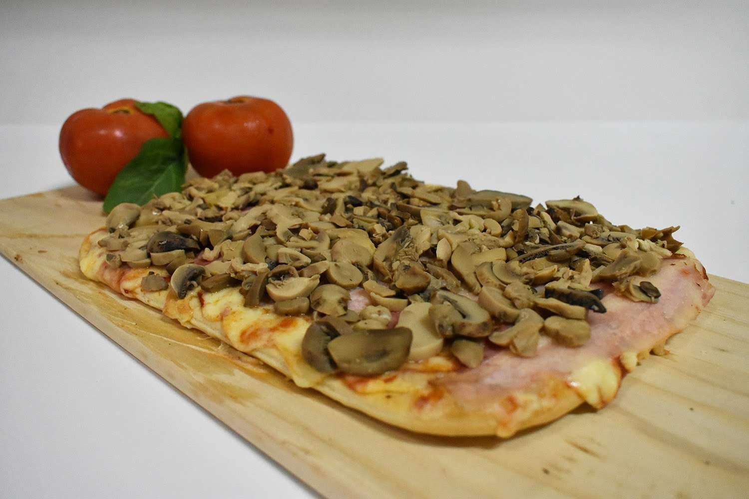 Pizza Con Hongos Al Oliva
