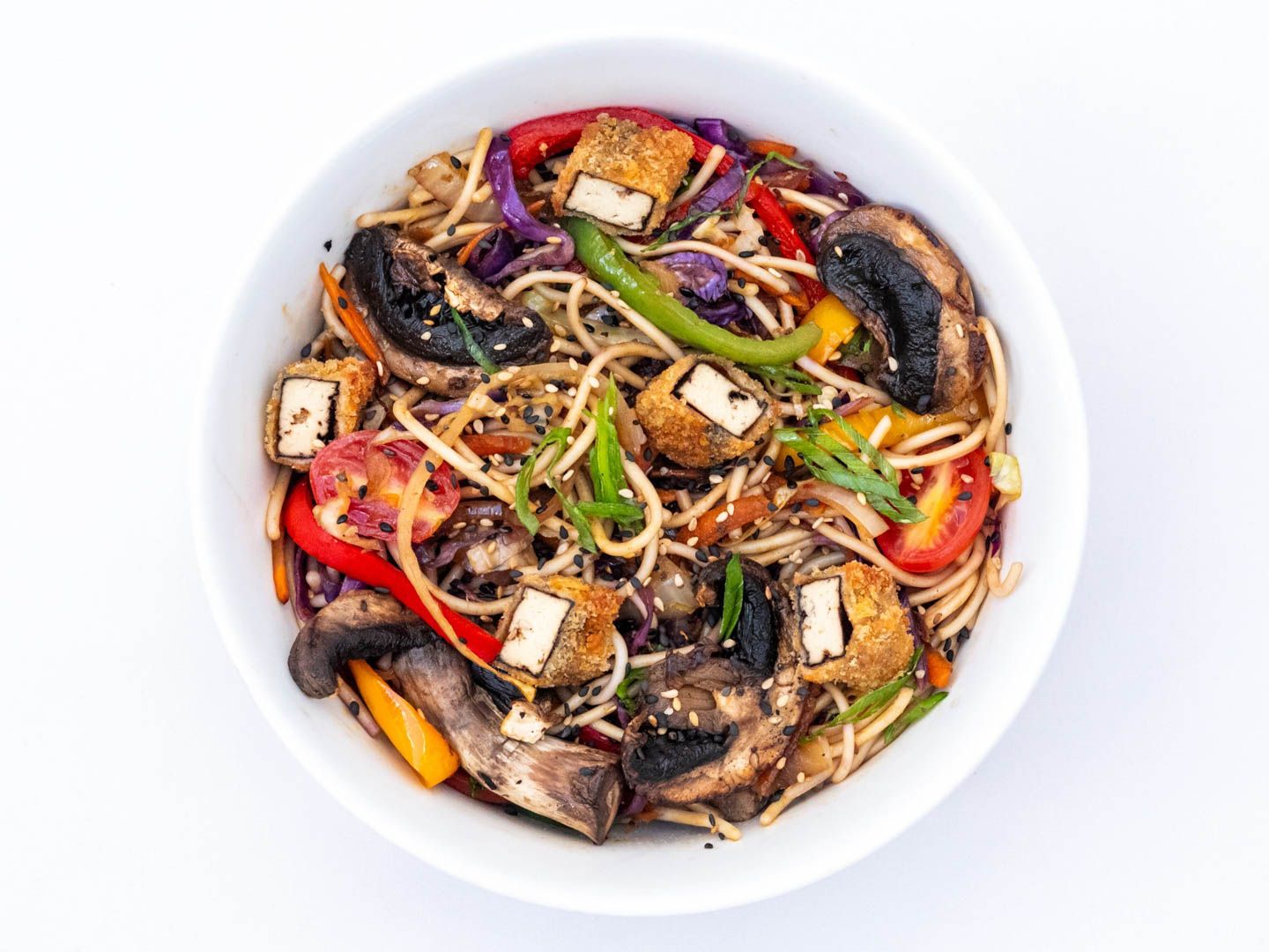 Wok yakisoba de fungus y tofu