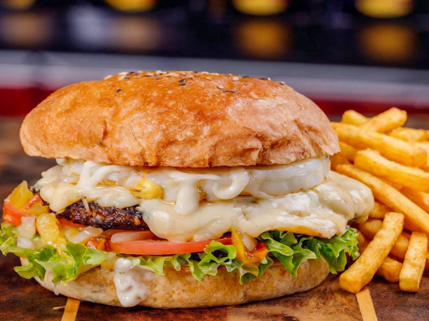 Hamburguesa diego maradó +fritas