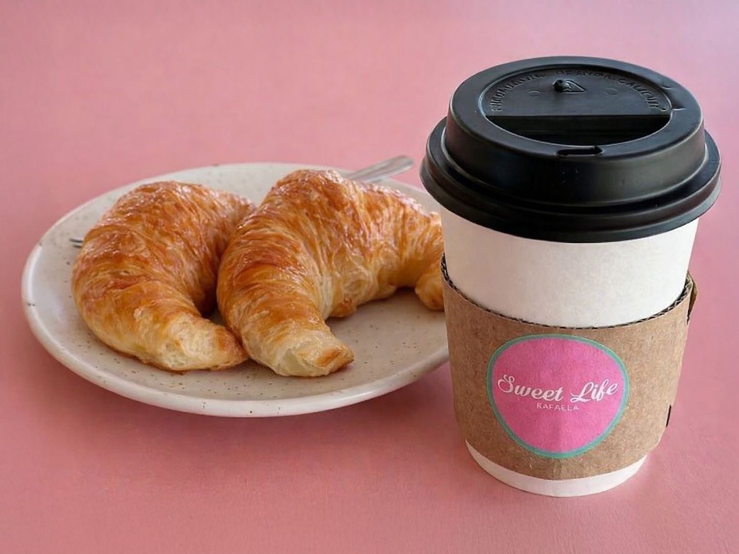 Café a elección + 2 medialunas