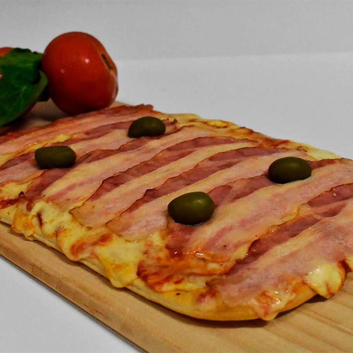 Pizza Con Panceta Ahumada